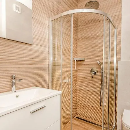 Hotel Sunny Lux - 4*