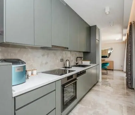Sunny Lux - Hotel 4*