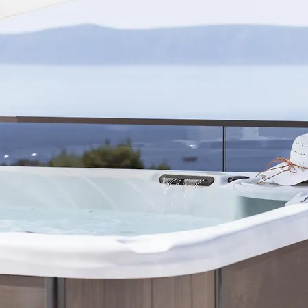 Sunny Lux - * Makarska
