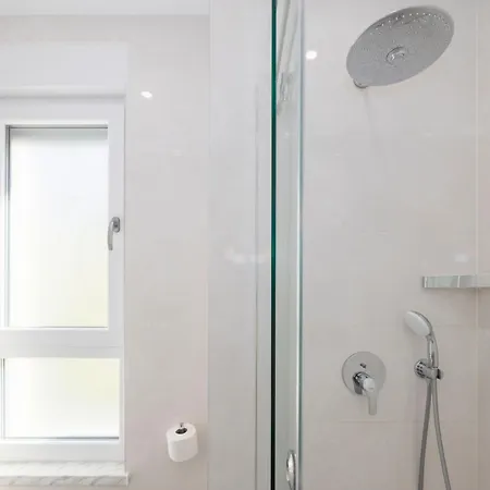 Villa Sunny Lux - *